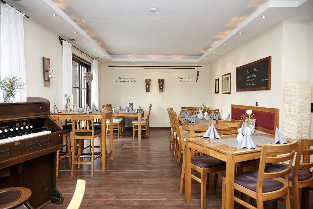 Hotel Landgasthof Wallburg Eltmann Zewnętrze zdjęcie